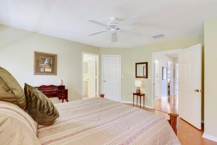 148 Fox Meadow Run