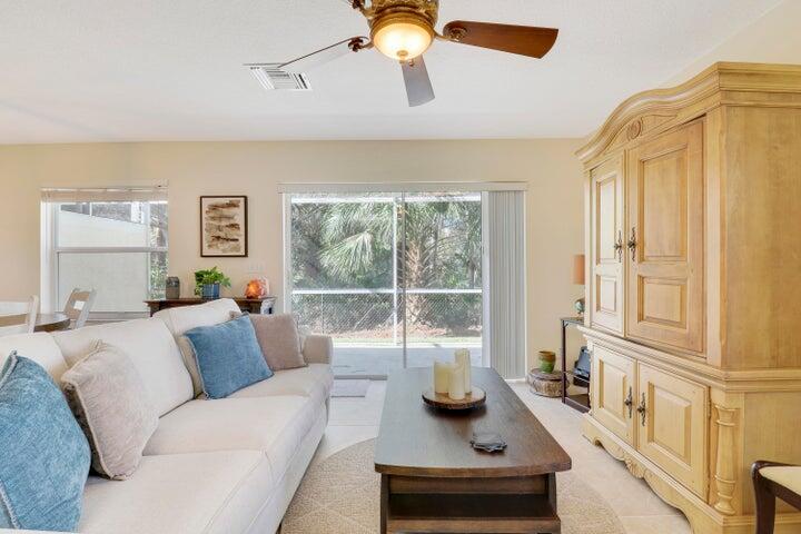 148 Fox Meadow Run
