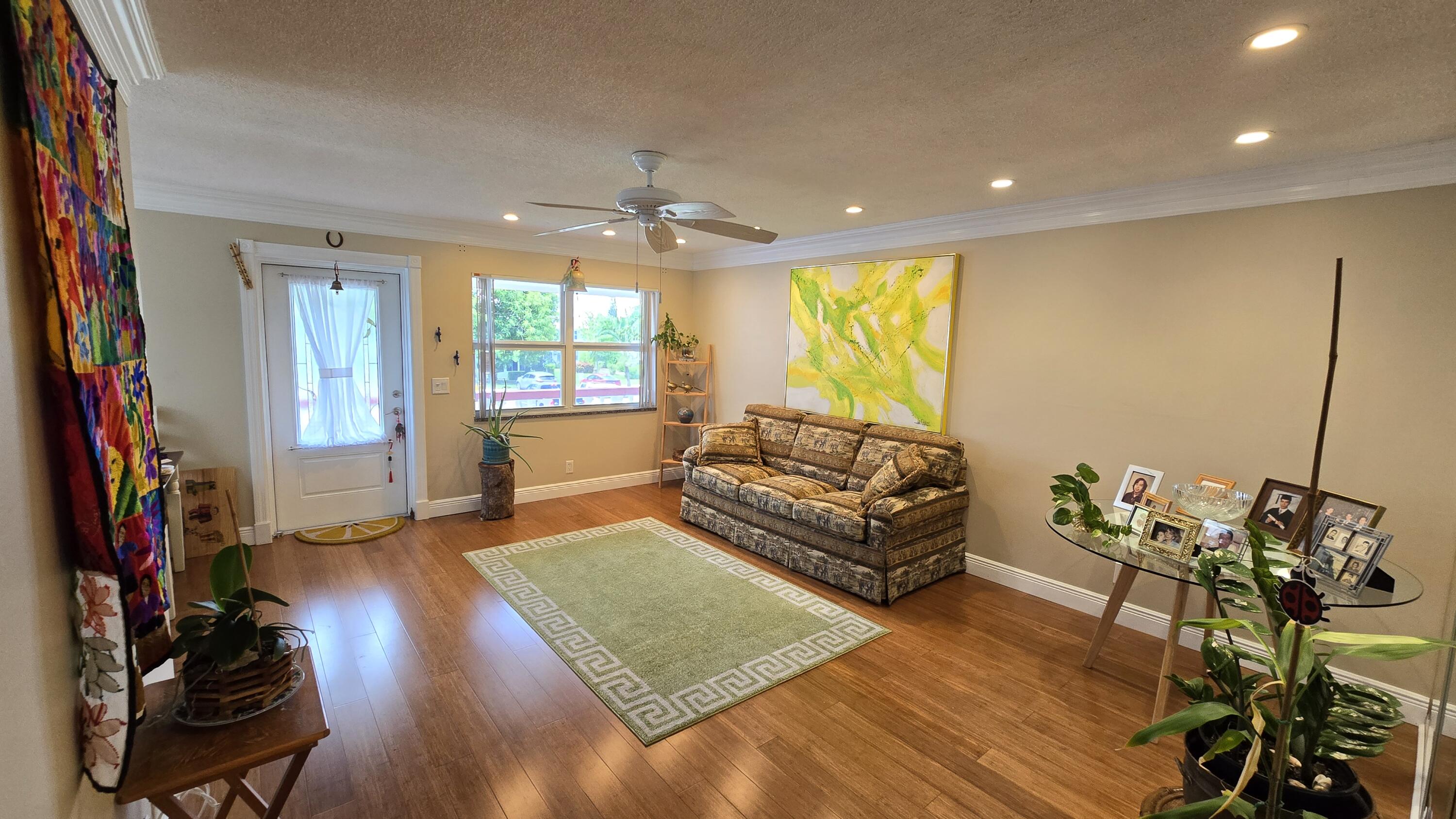 272 Northampton N