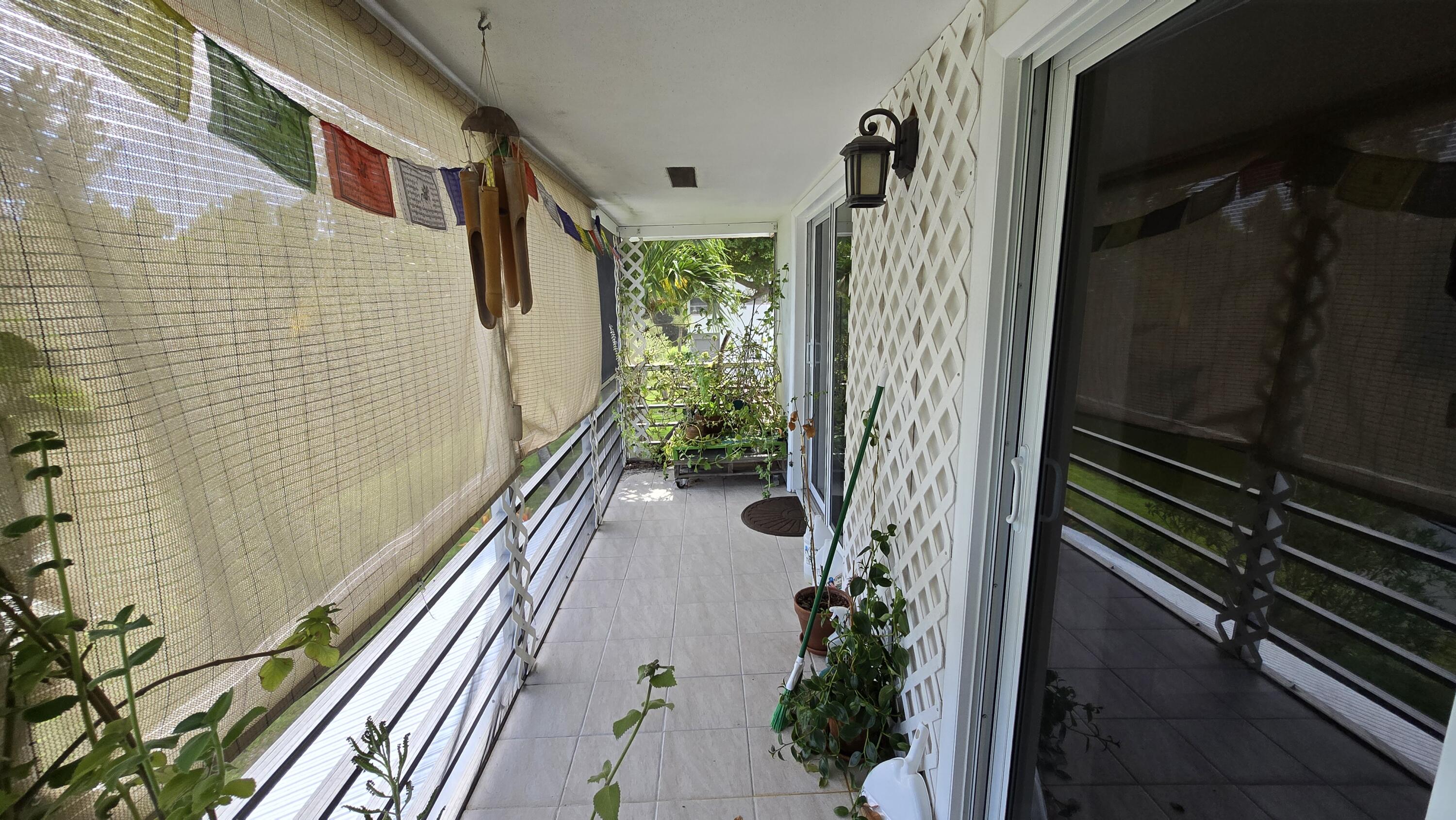 272 Northampton N