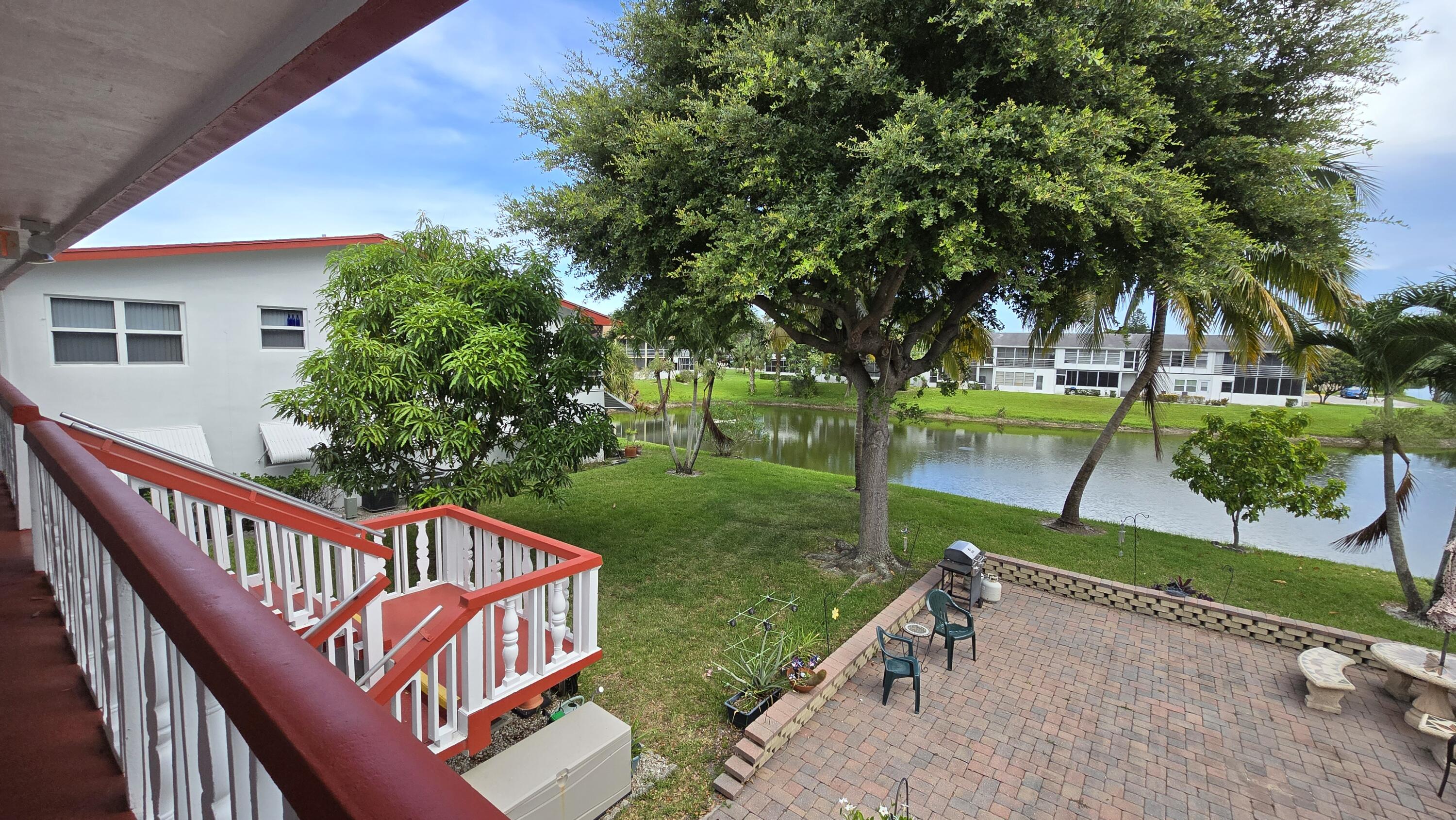 272 Northampton N