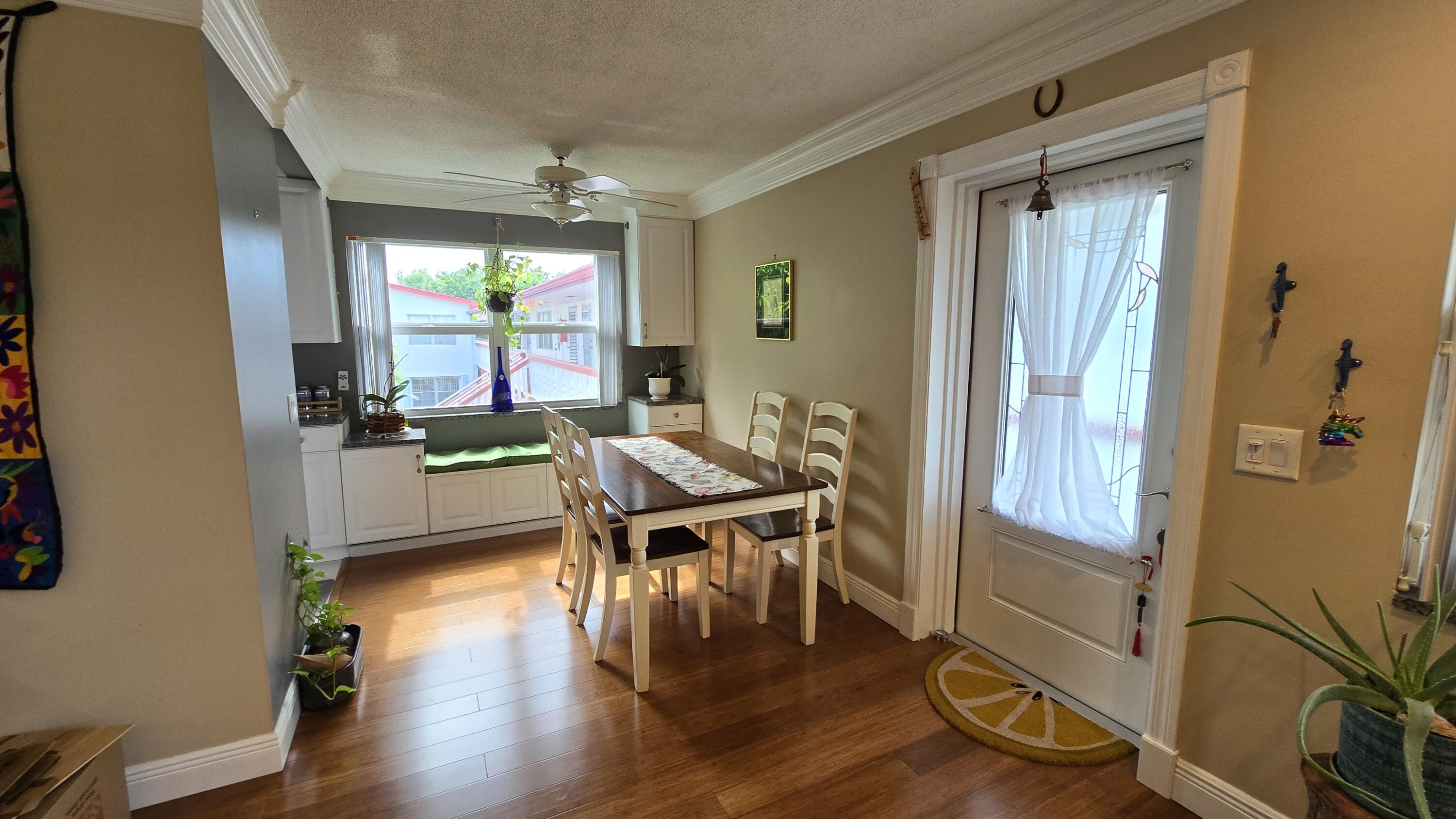 272 Northampton N