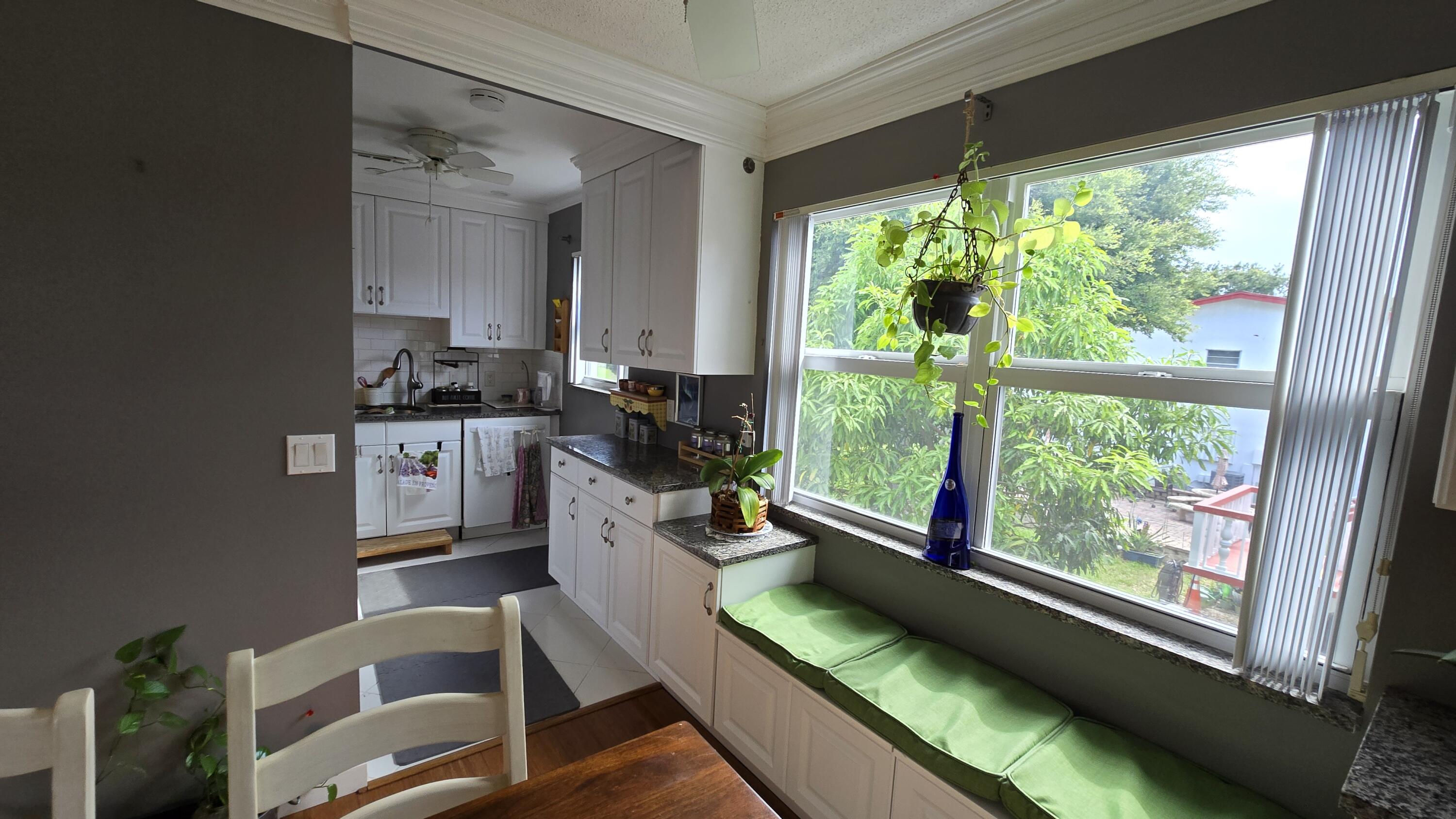 272 Northampton N