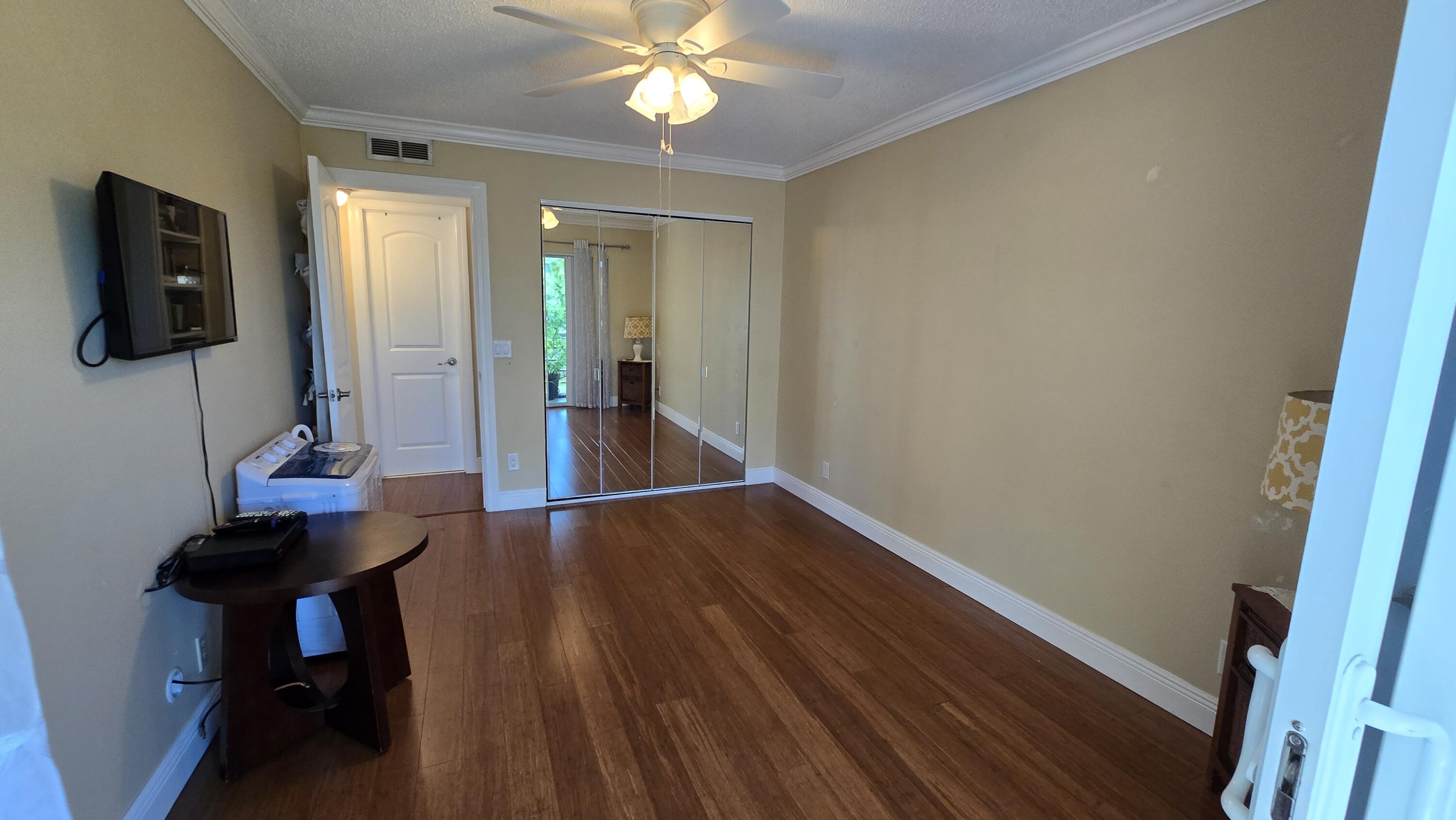272 Northampton N