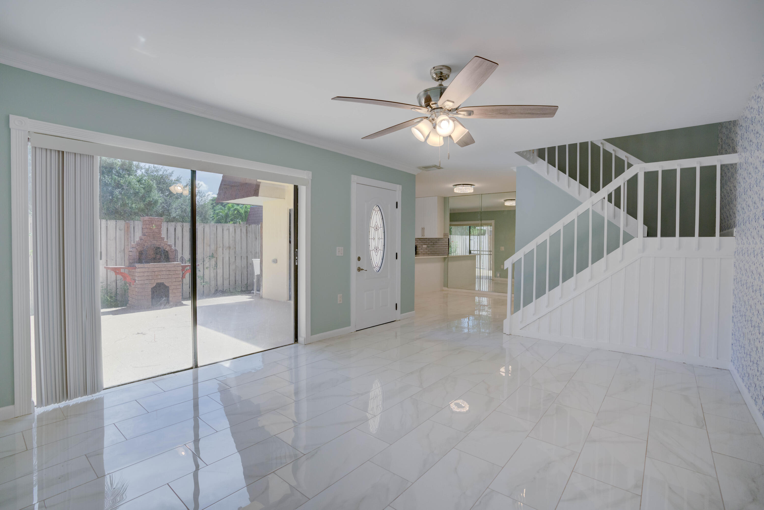 320 3rd Lane