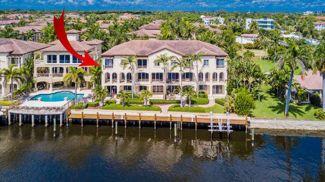 3083 Waterside Circle