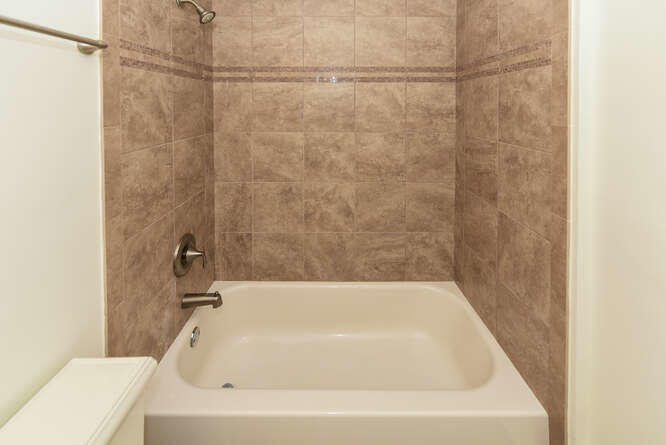 3083 Waterside Circle