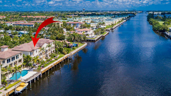 3083 Waterside Circle