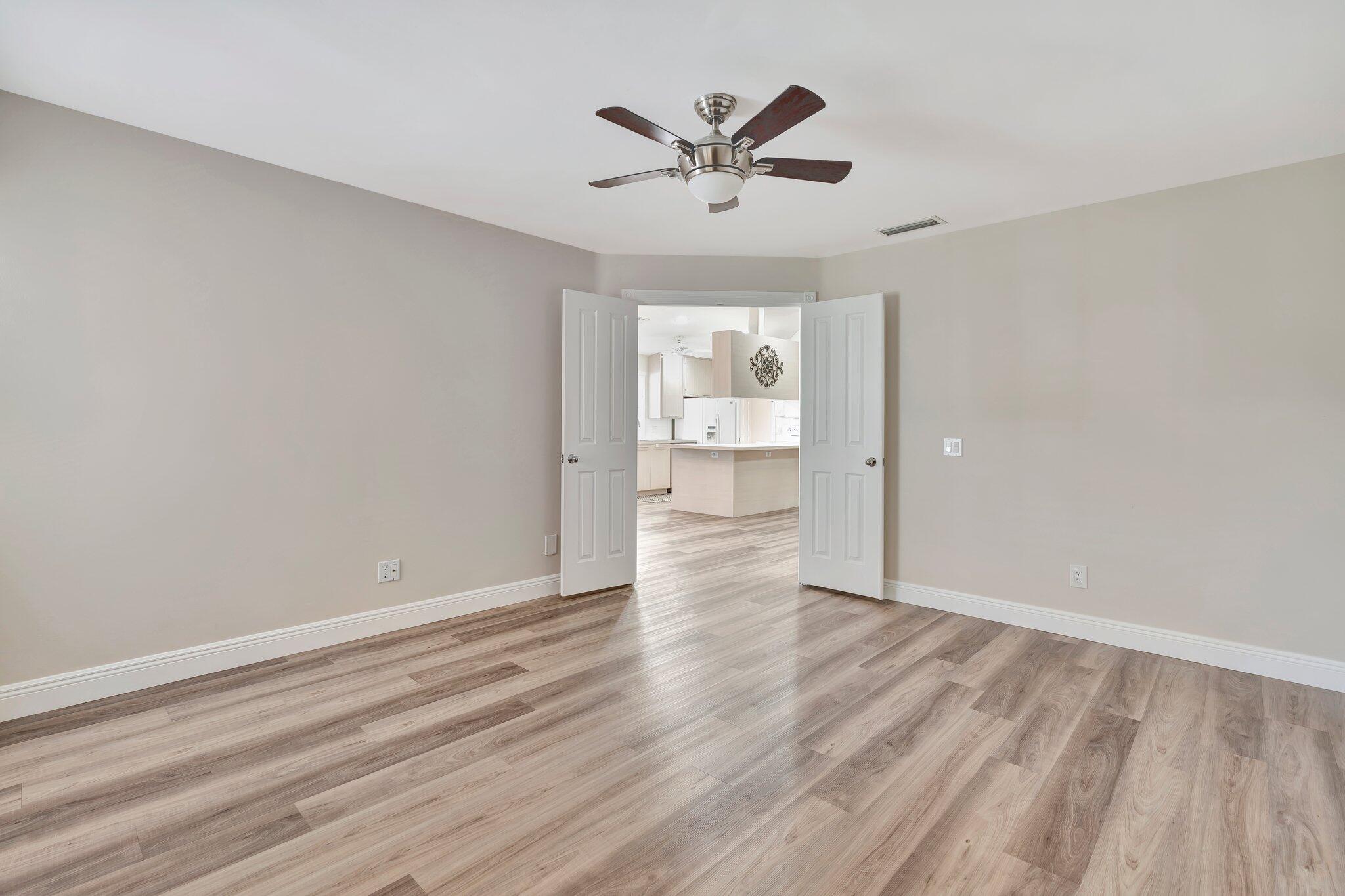 4414 Lacey Oak Drive