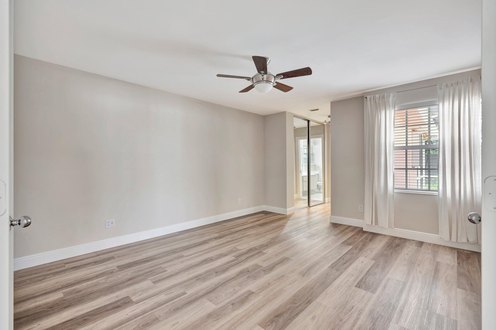 4414 Lacey Oak Drive