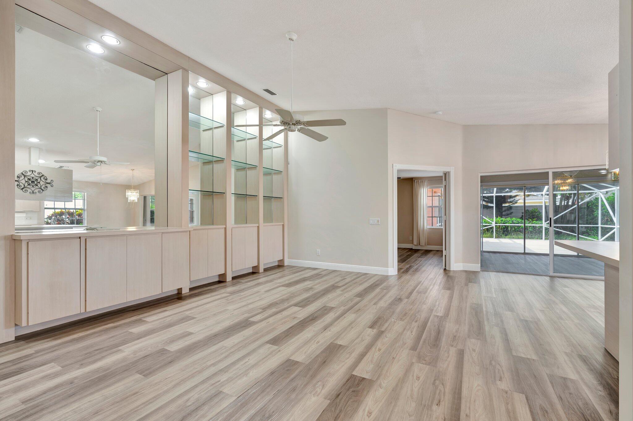 4414 Lacey Oak Drive