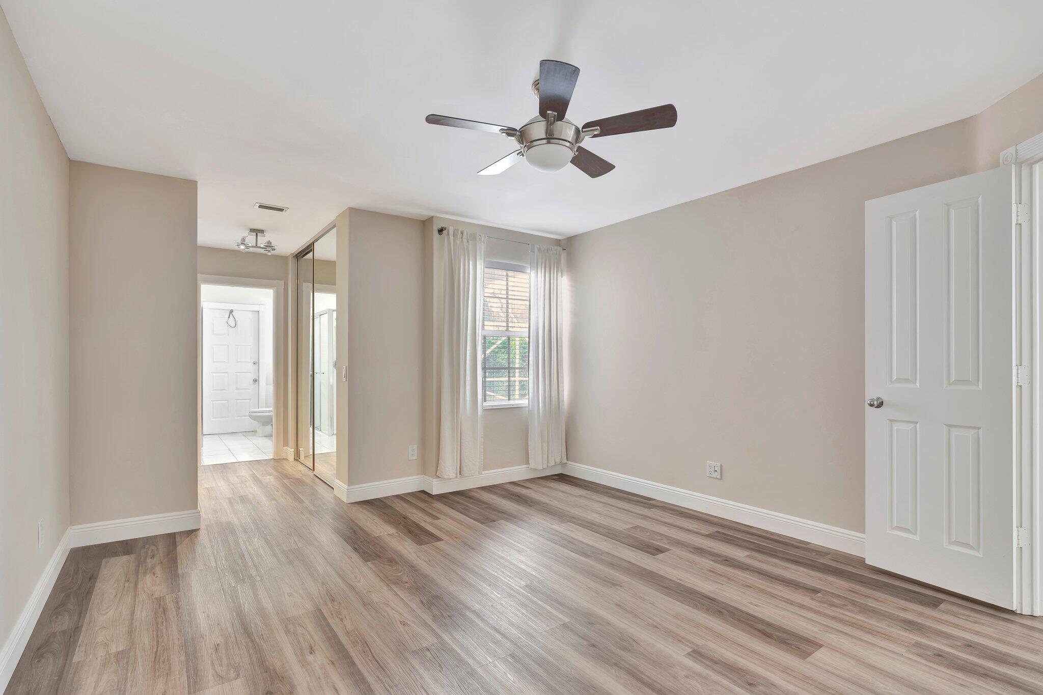 4414 Lacey Oak Drive