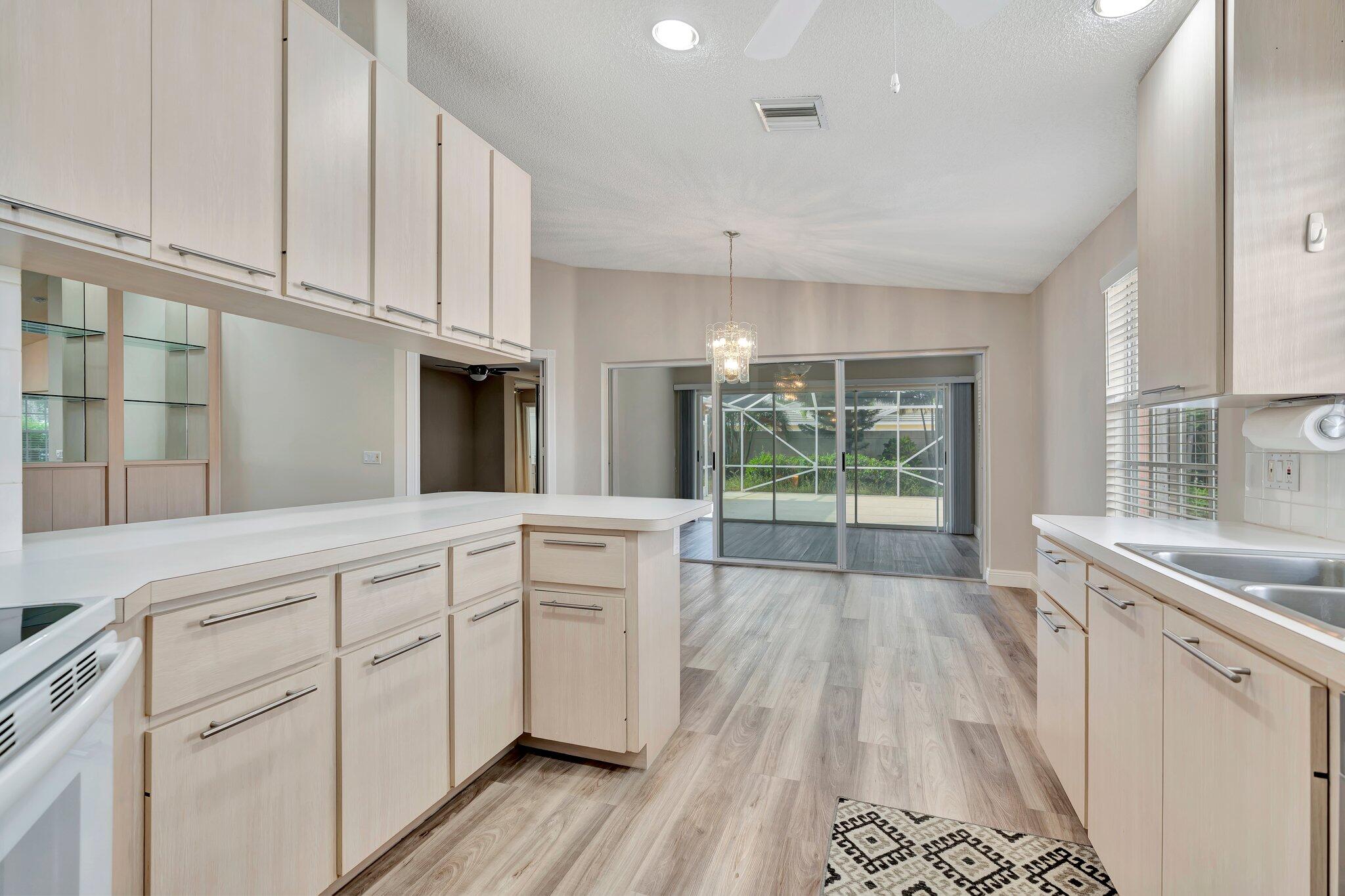 4414 Lacey Oak Drive