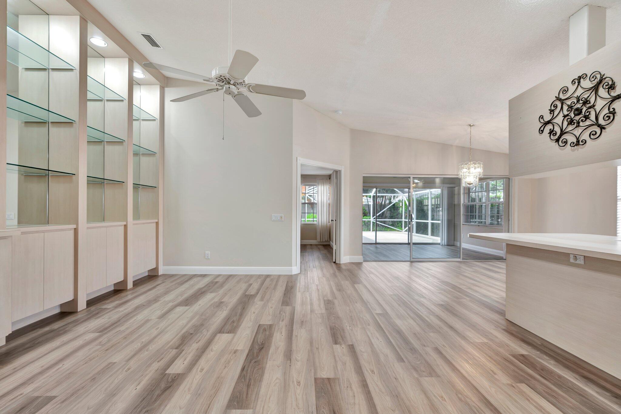 4414 Lacey Oak Drive