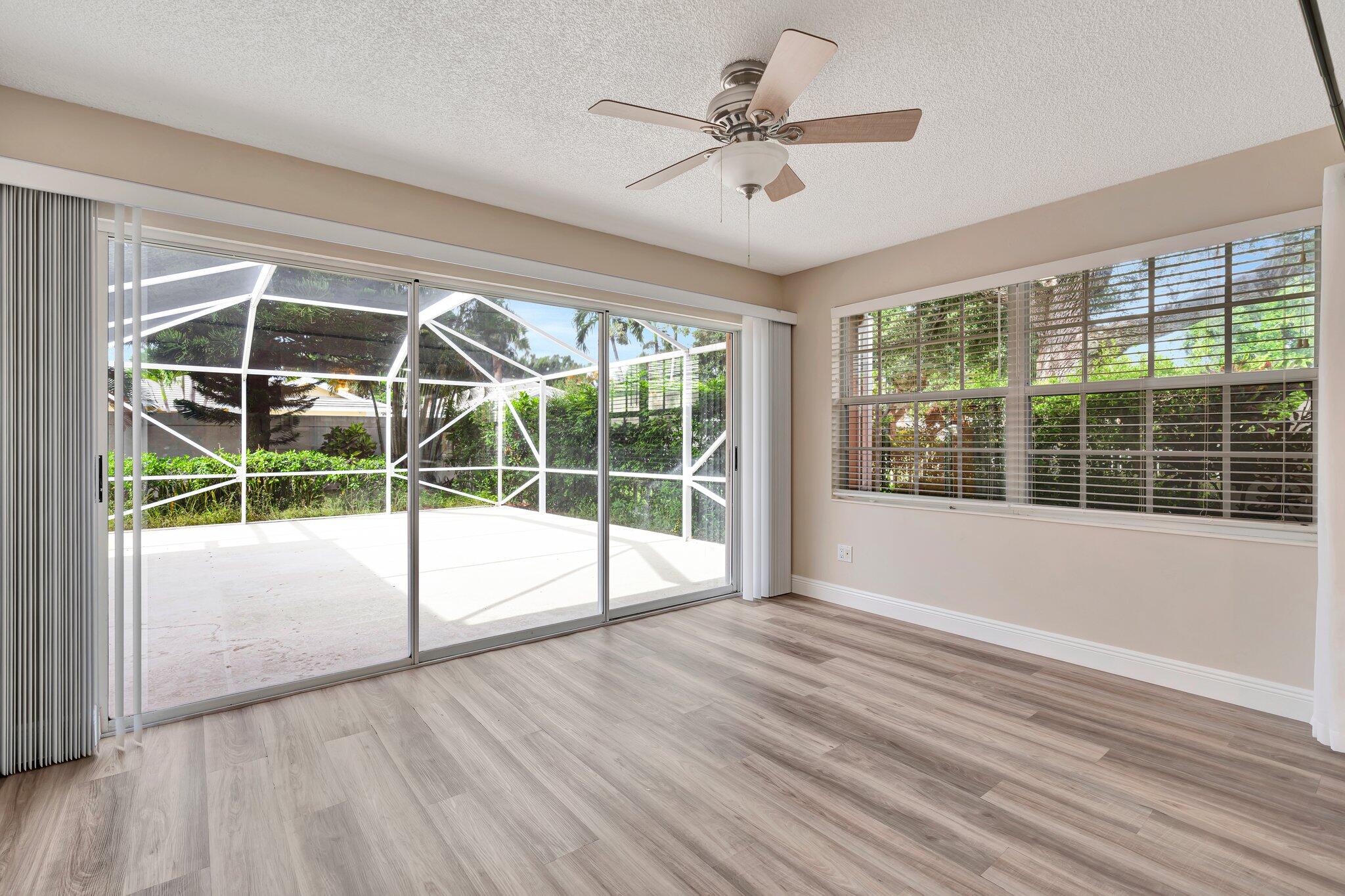 4414 Lacey Oak Drive