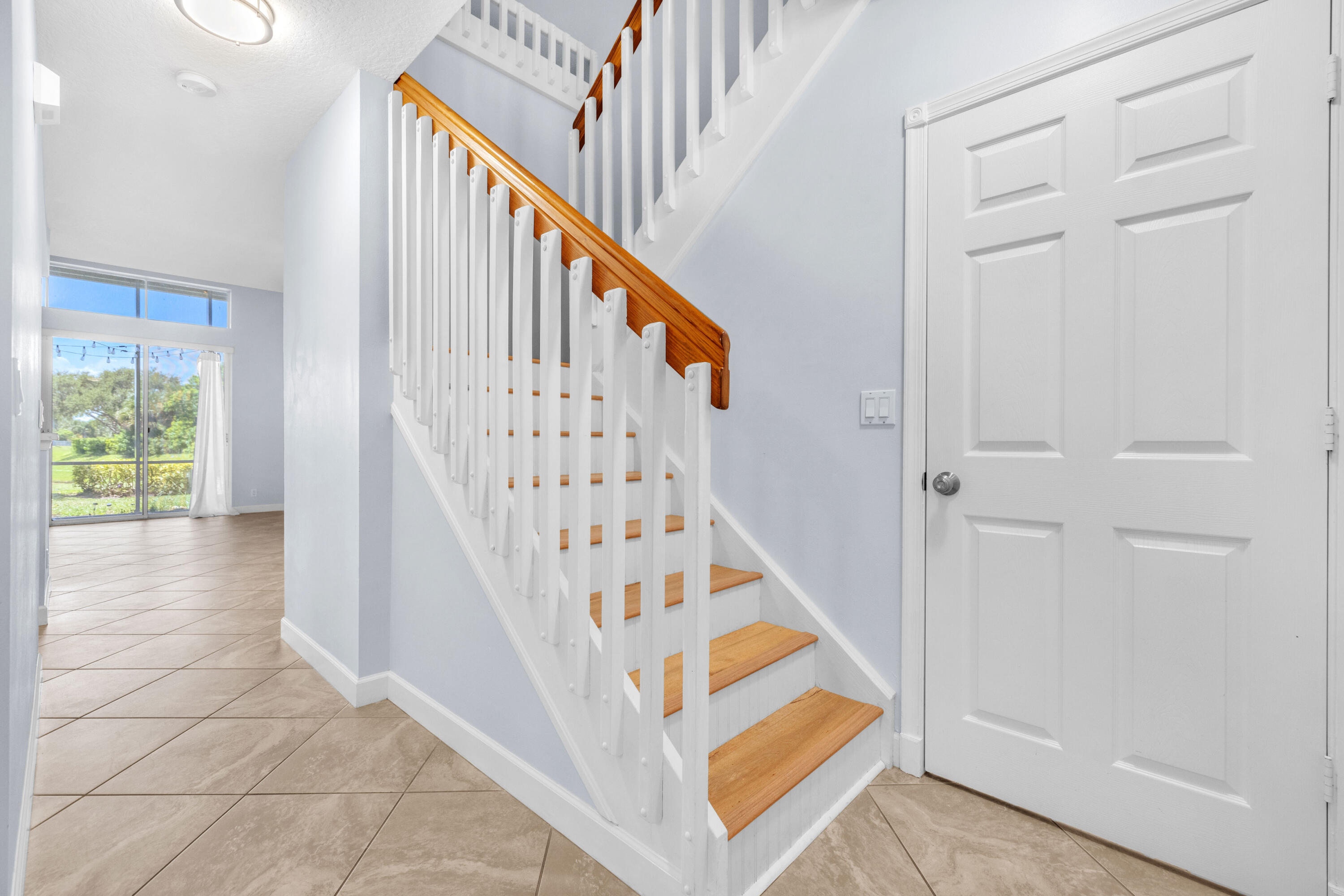 10125 N Military Trail Trail