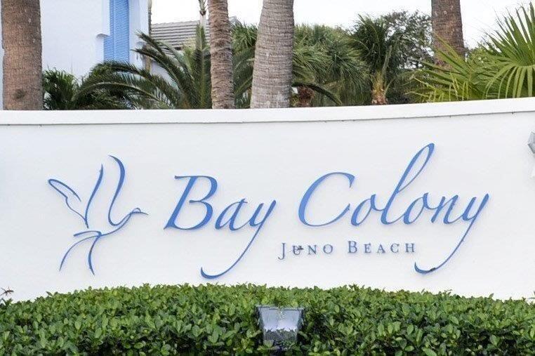 115 Bay Colony Drive N