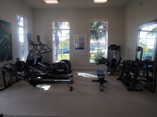 115 Bay Colony Drive N