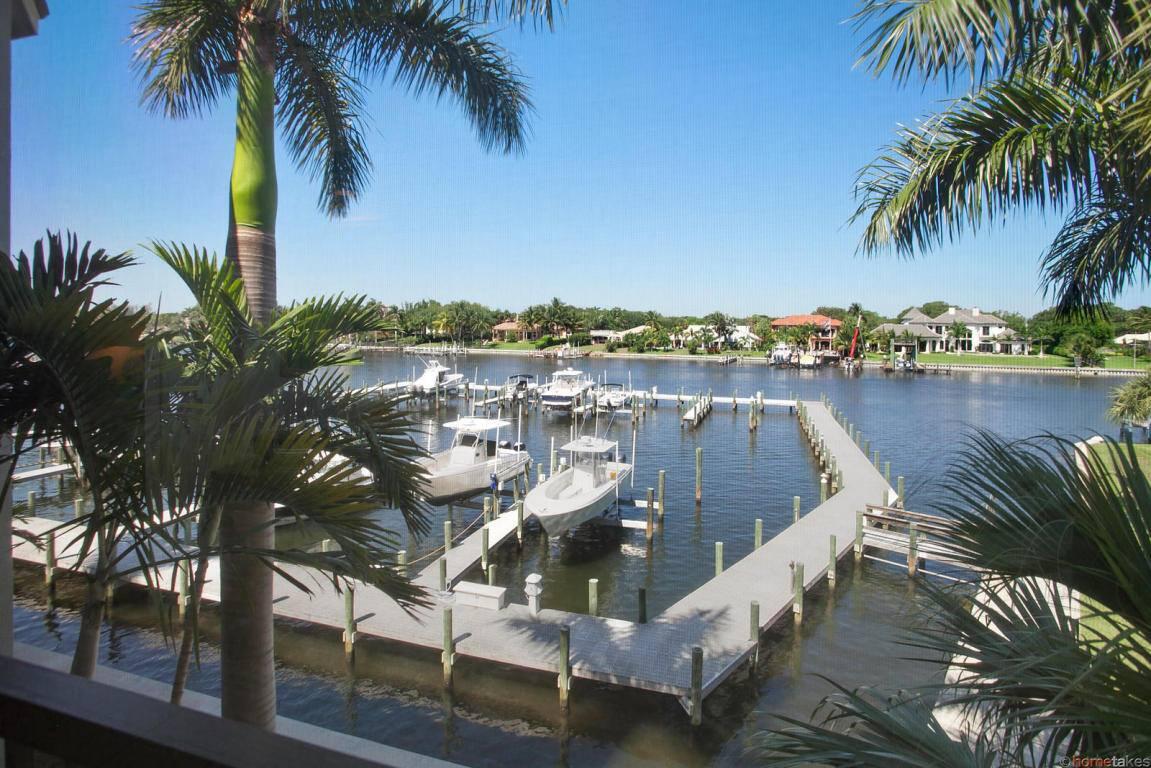 115 Bay Colony Drive N