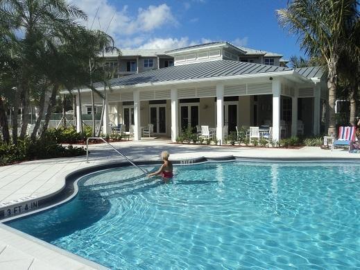 115 Bay Colony Drive N