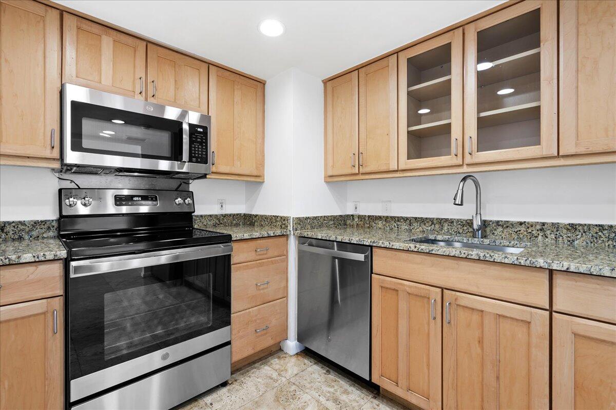 5600 N Flagler Drive 2408