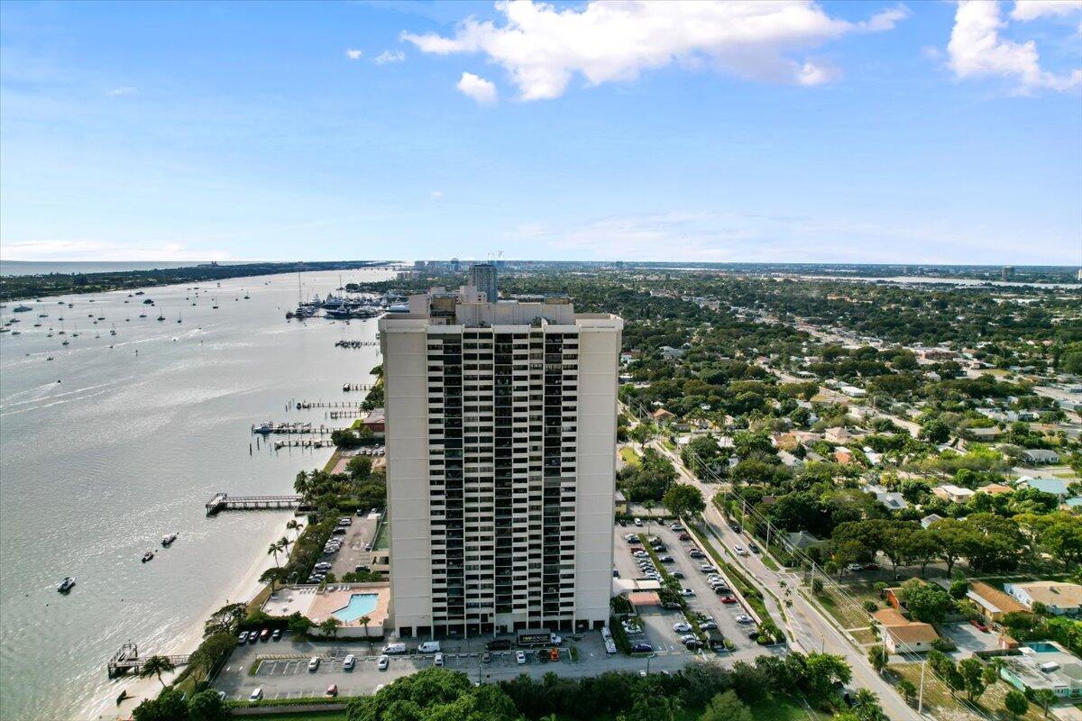 5600 N Flagler Drive 2408