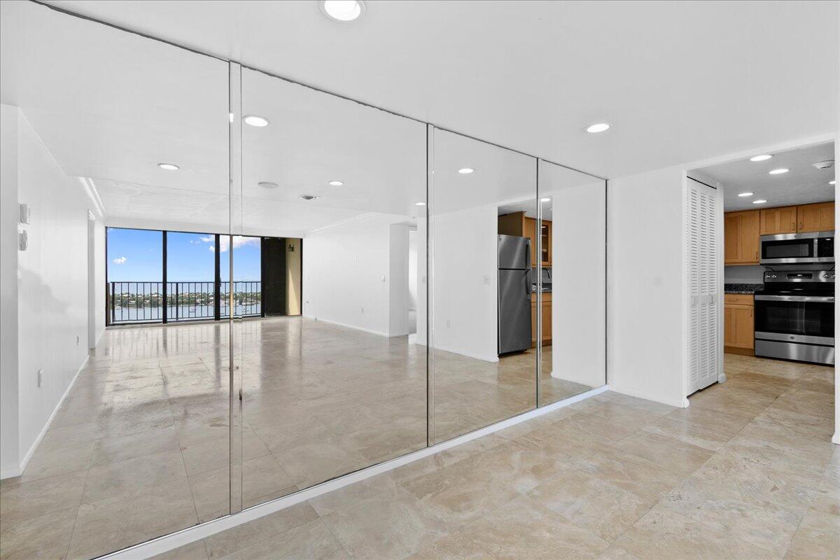 5600 N Flagler Drive 2408