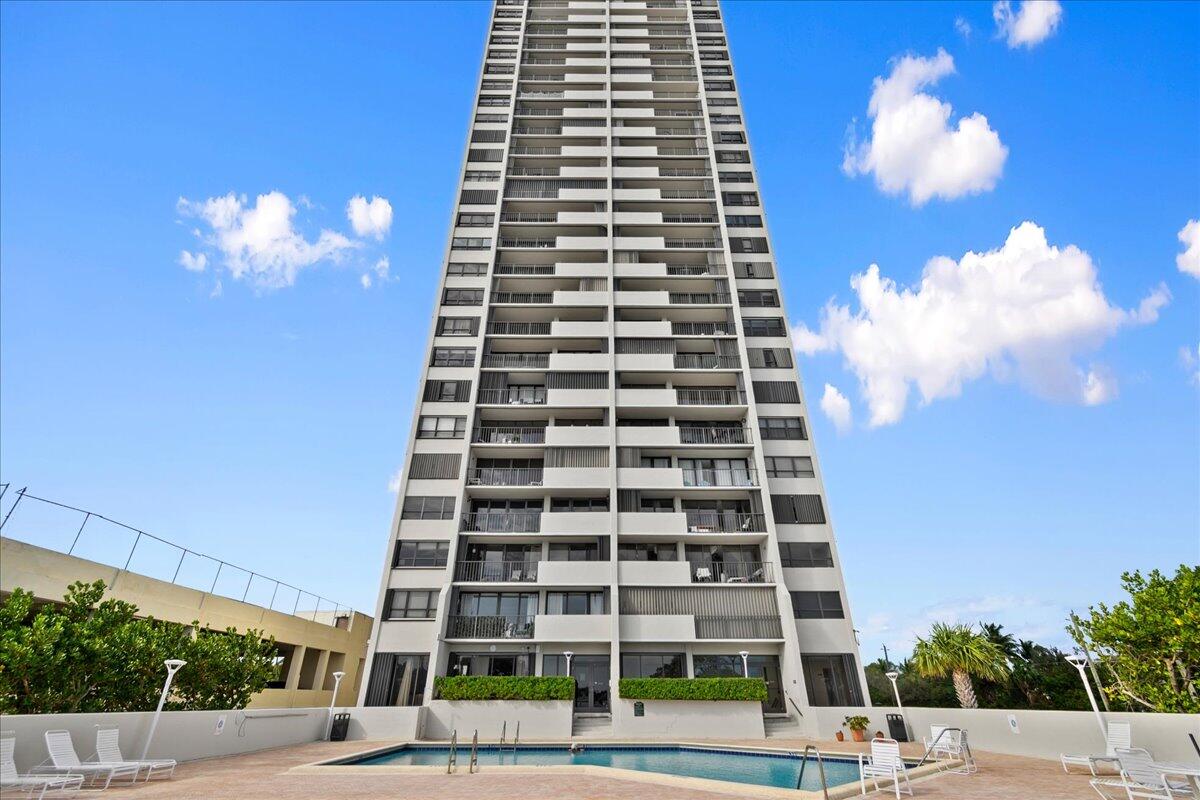 5600 N Flagler Drive 2408