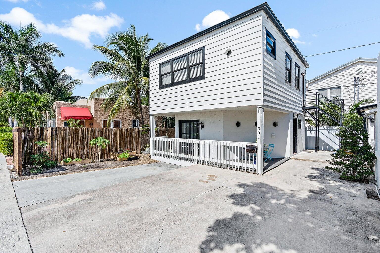 301 Central Boulevard