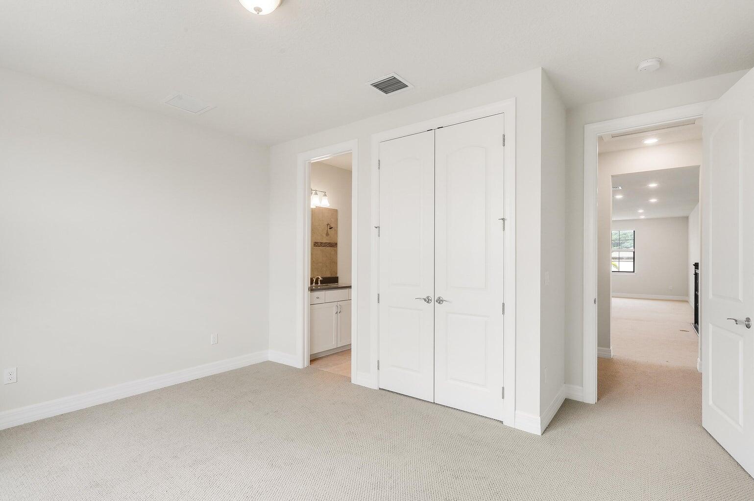 102 Indigo River Point