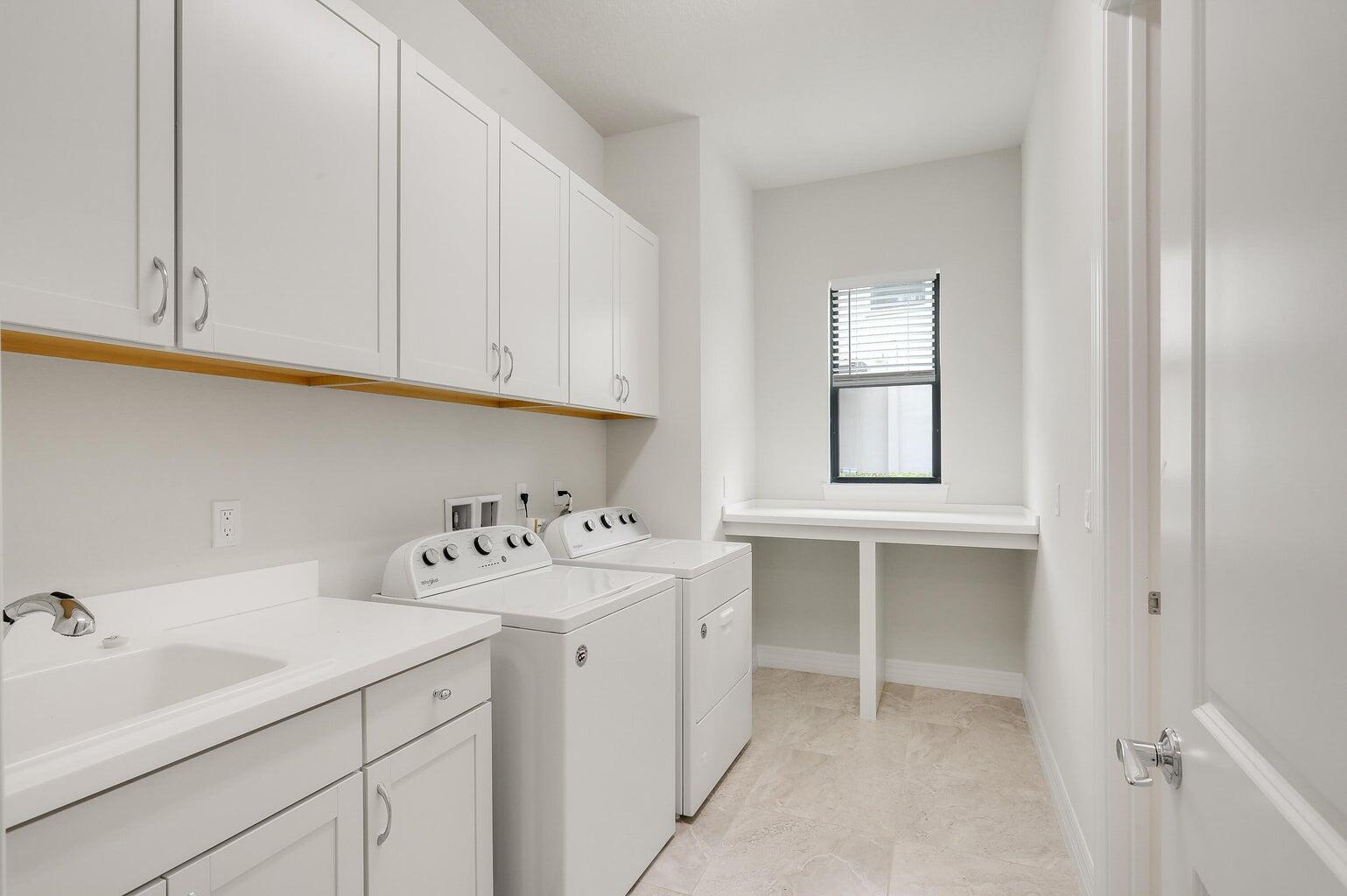 102 Indigo River Point