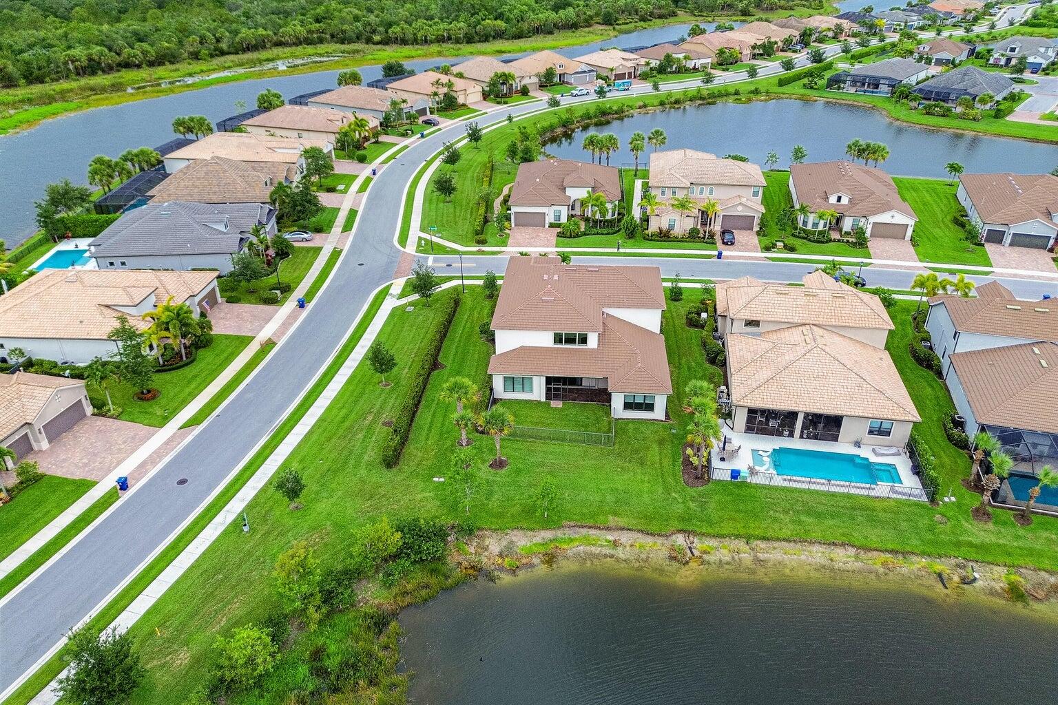 102 Indigo River Point