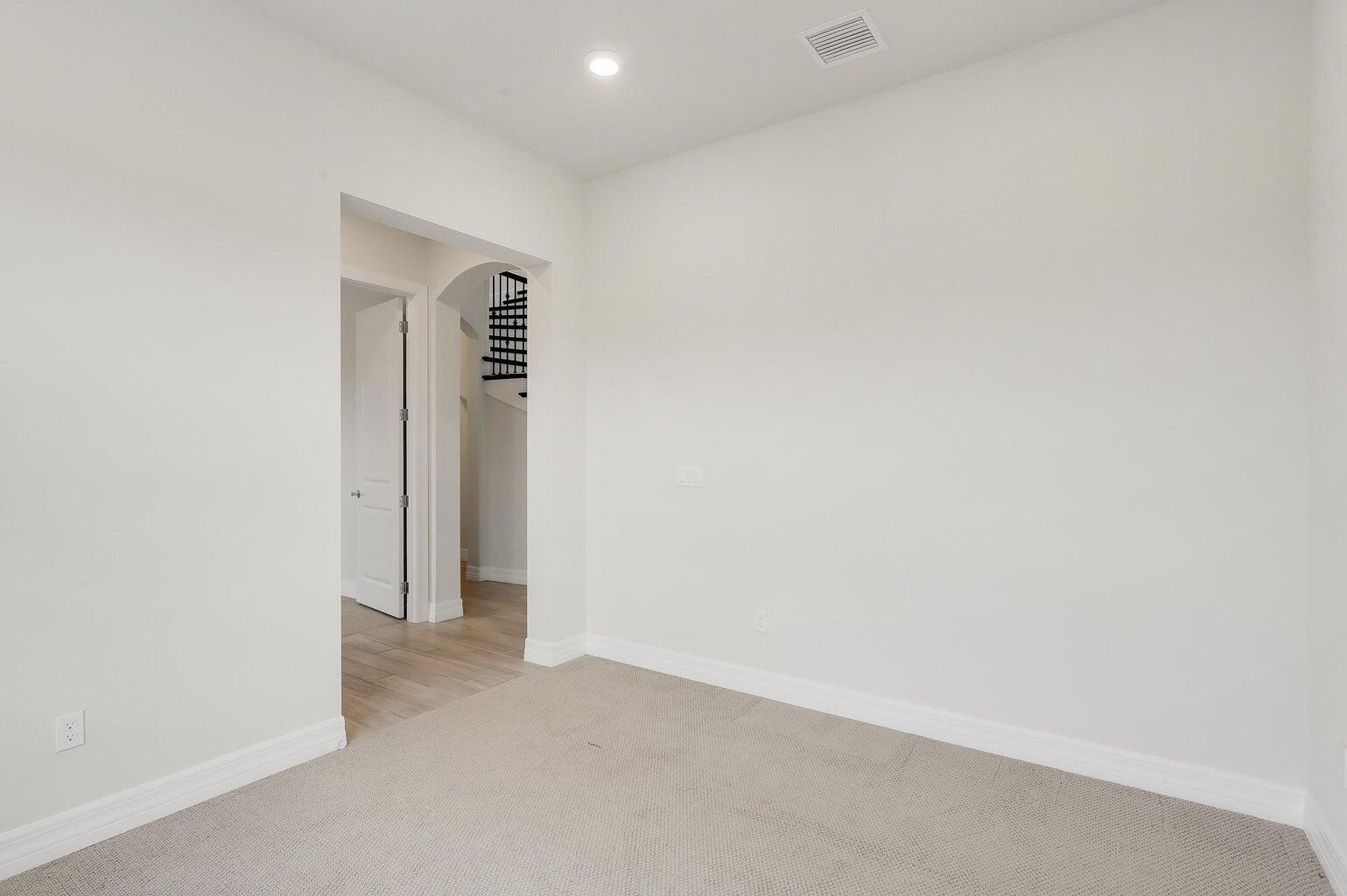 102 Indigo River Point