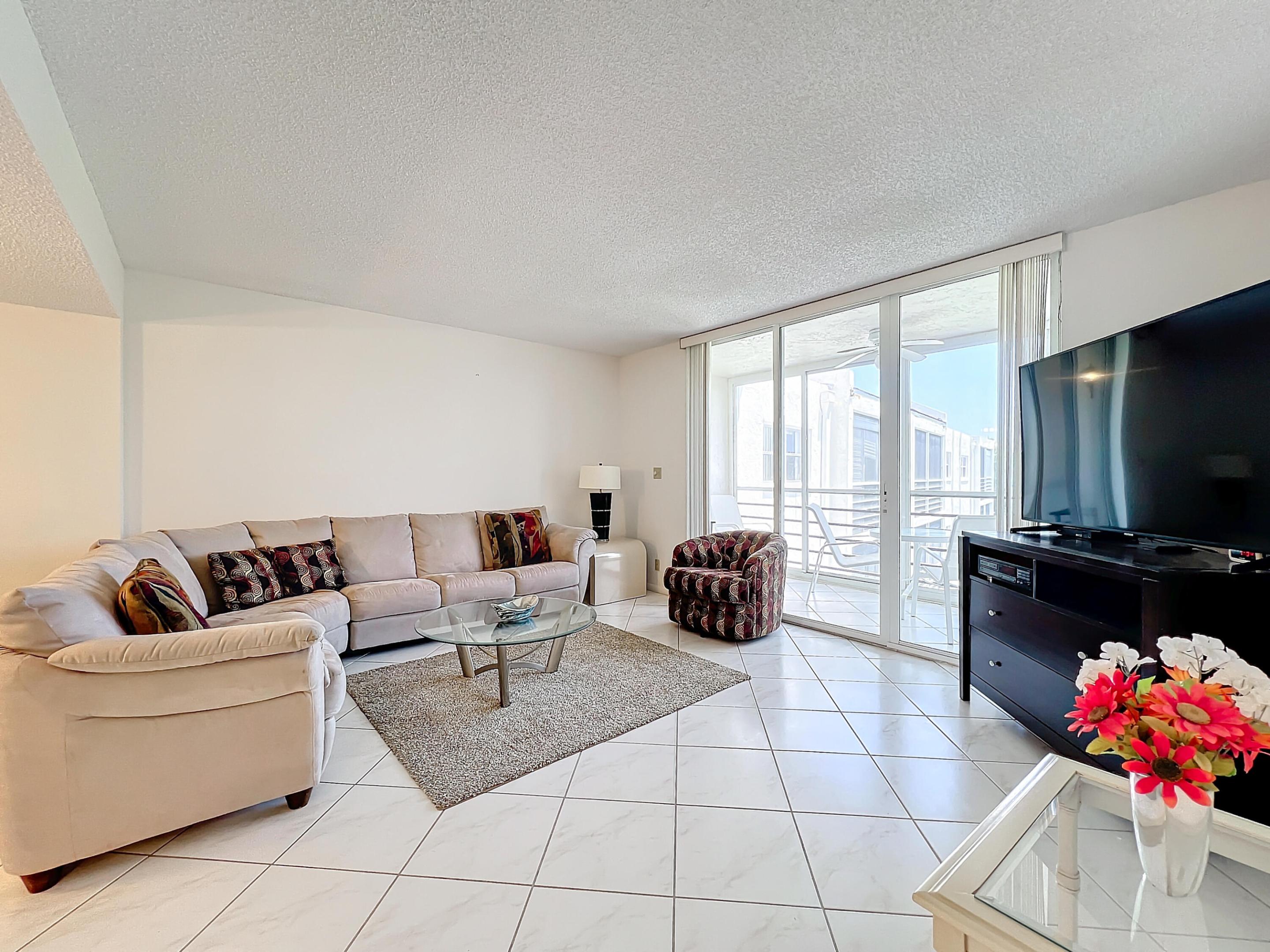 3326 Arcara Way 406