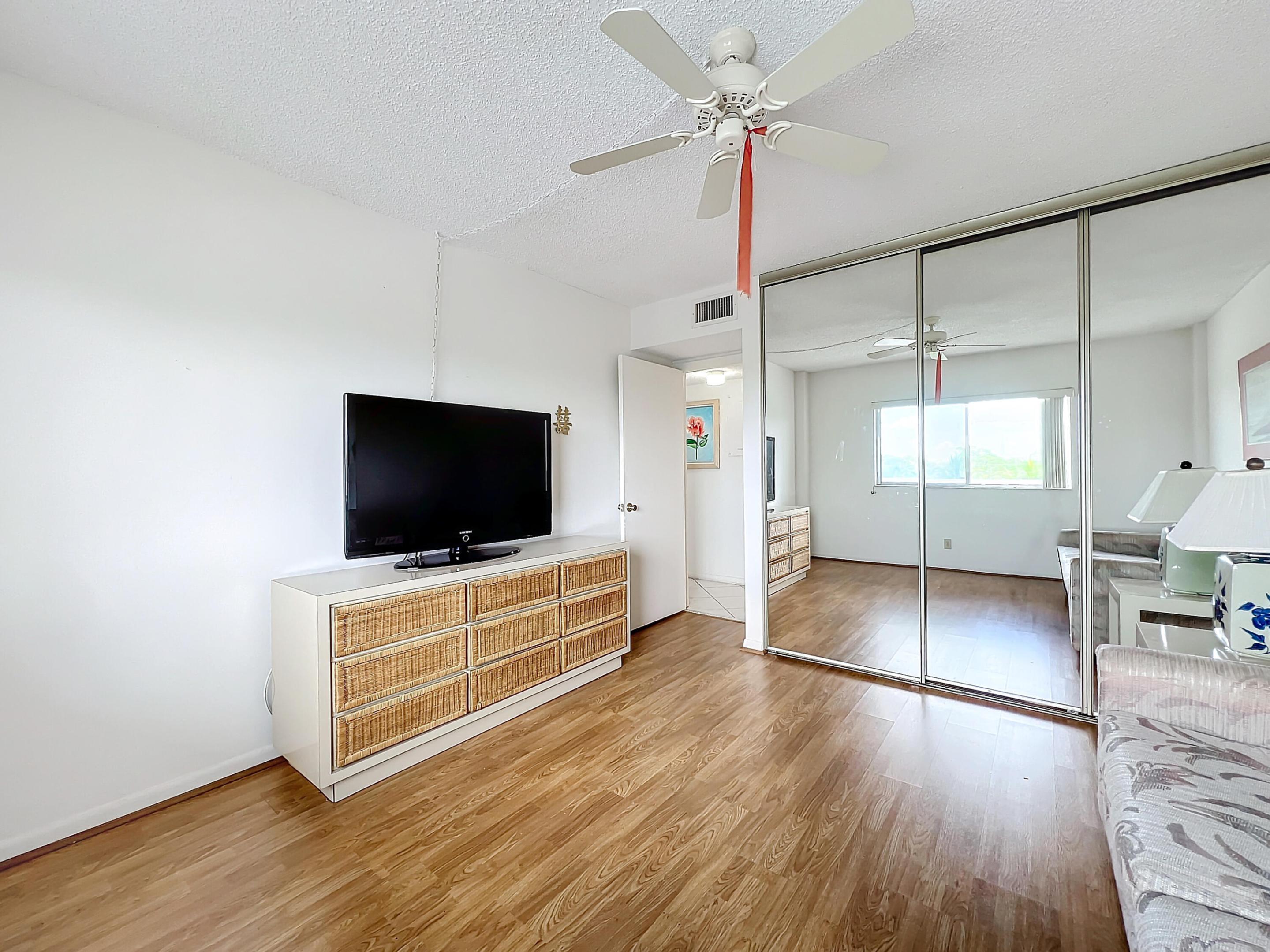 3326 Arcara Way 406