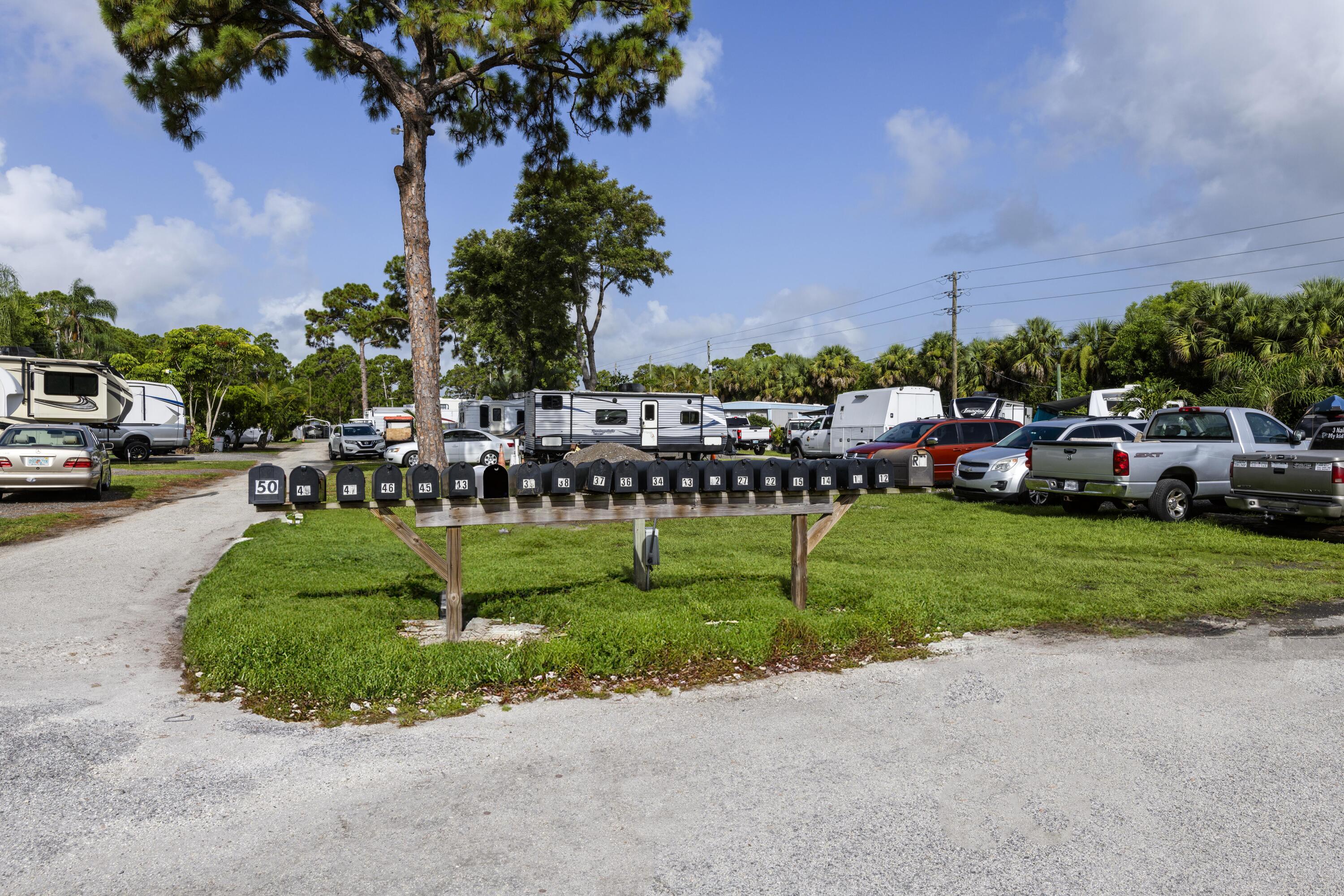 7770 SE Federal Hwy Highway