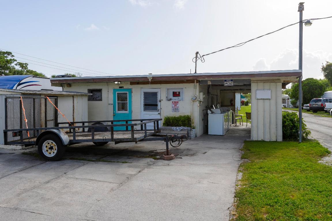 7770 SE Federal Hwy Highway