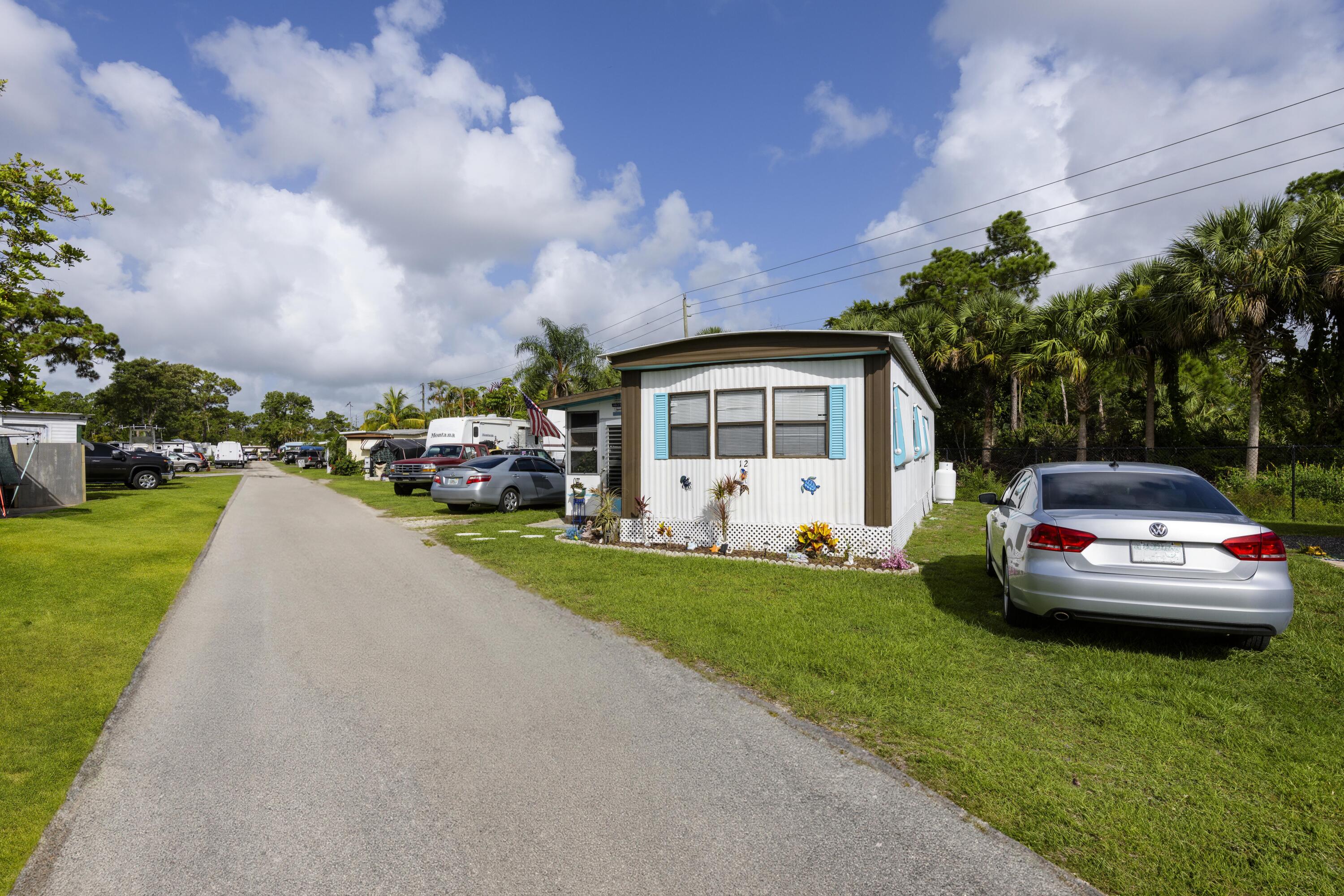 7770 SE Federal Hwy Highway