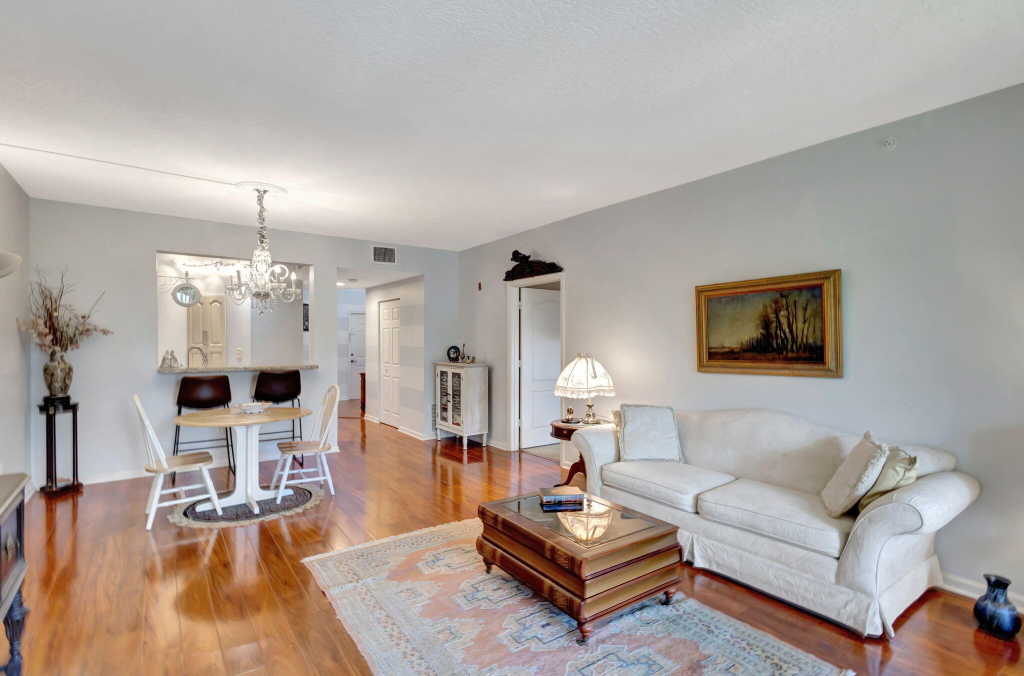 500 Uno Lago Drive 302
