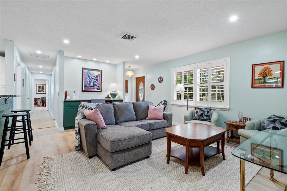 1518 Lance Road