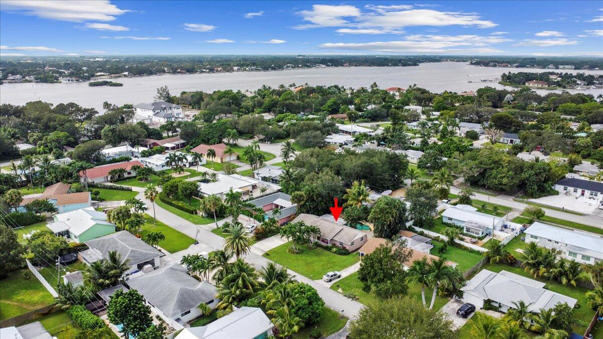1518 Lance Road