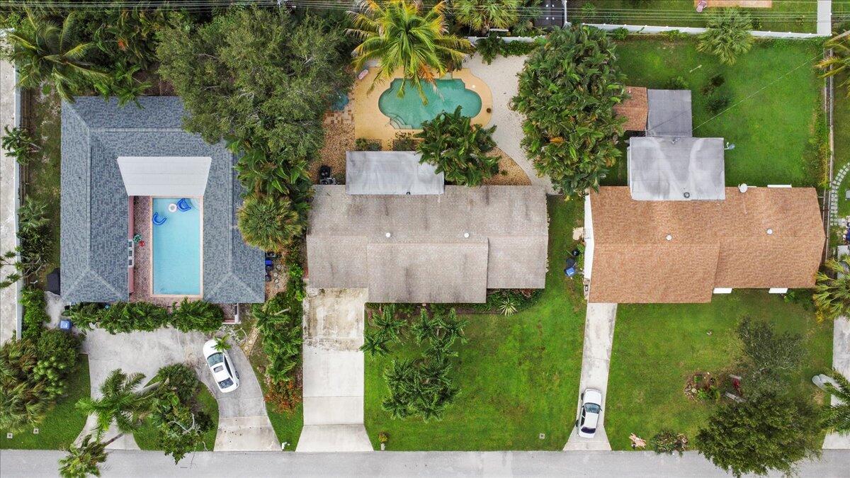 1518 Lance Road