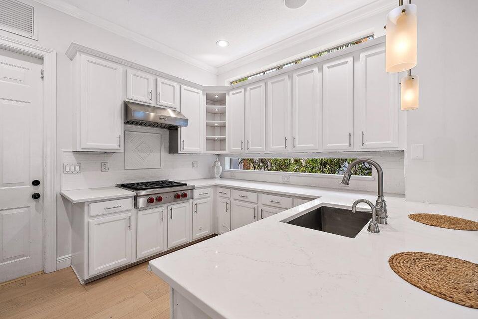 1728 Nature Court