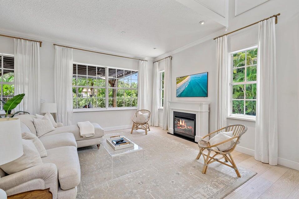1728 Nature Court