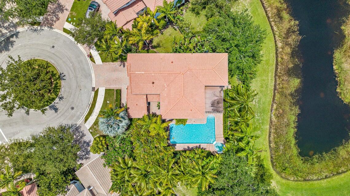 1728 Nature Court
