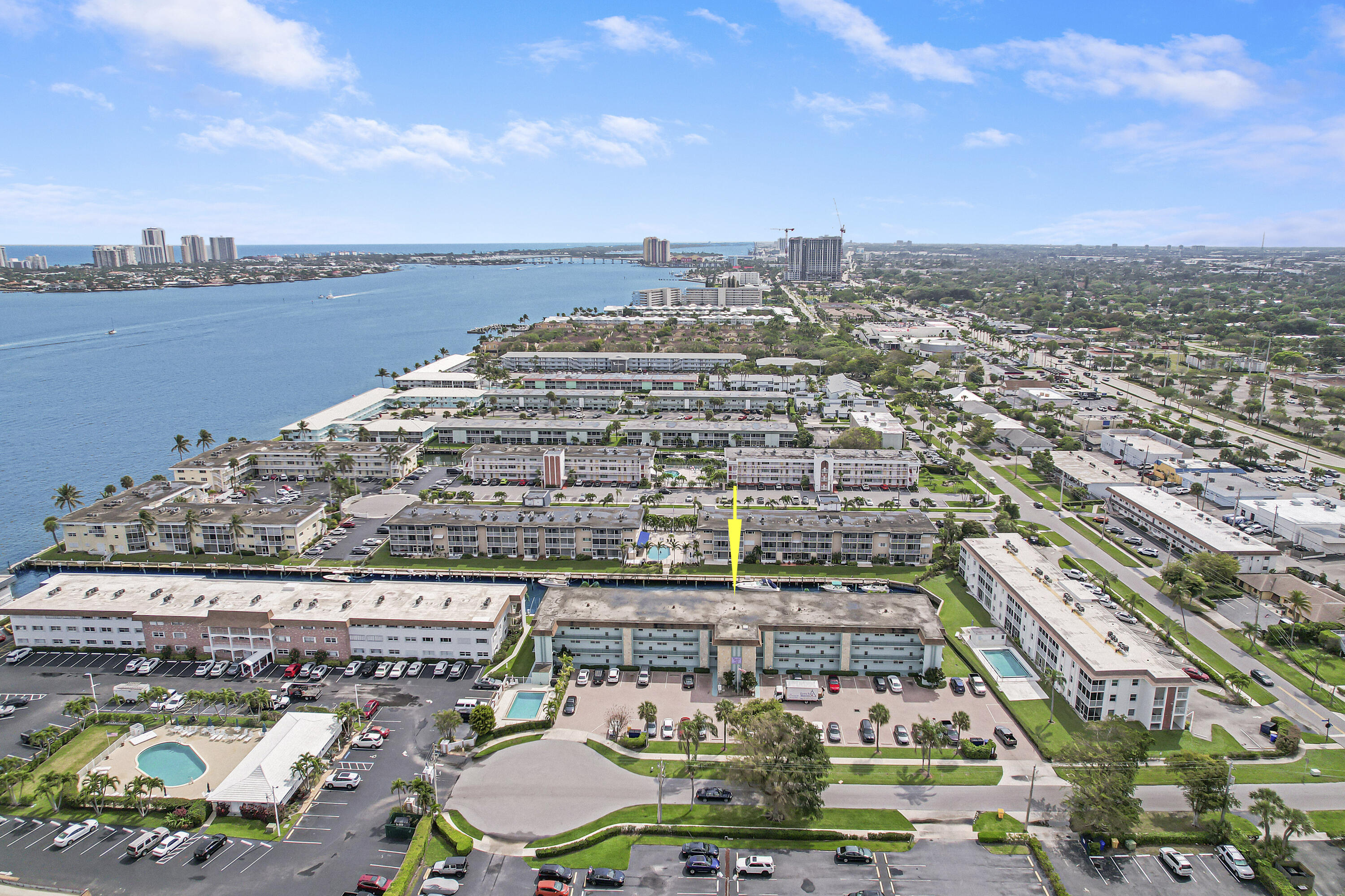 124 Shore Court 204