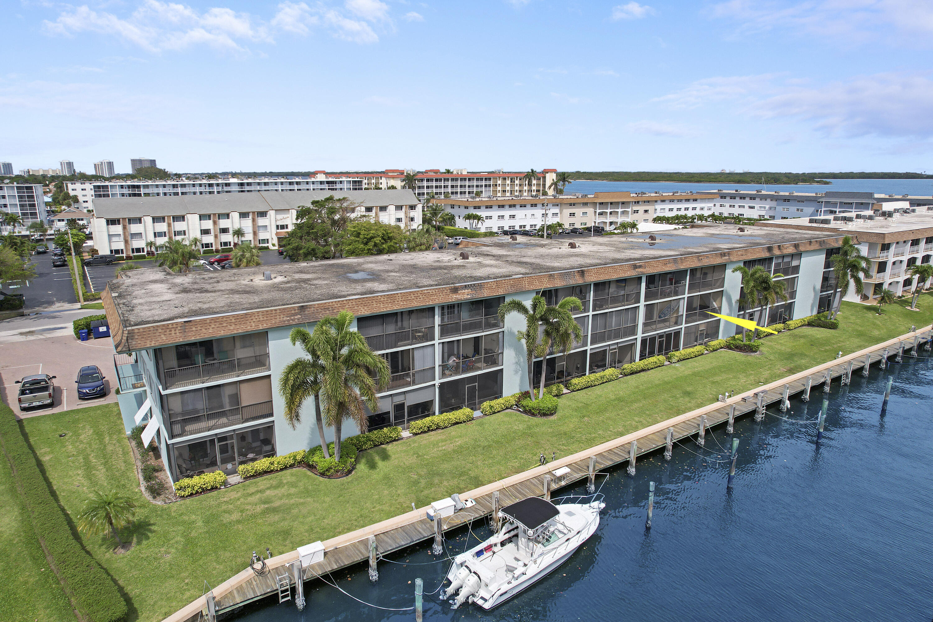 124 Shore Court 204