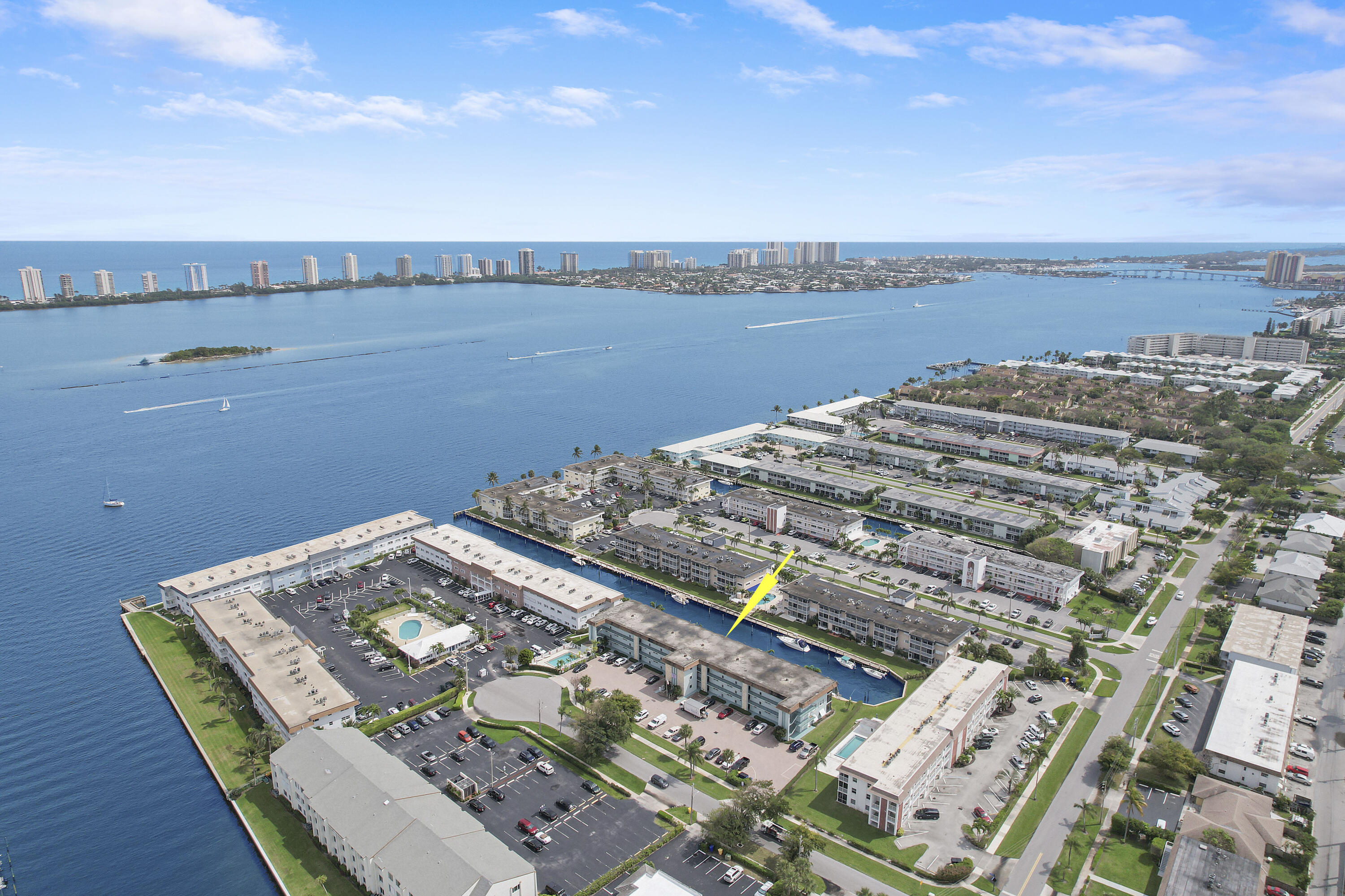 124 Shore Court 204