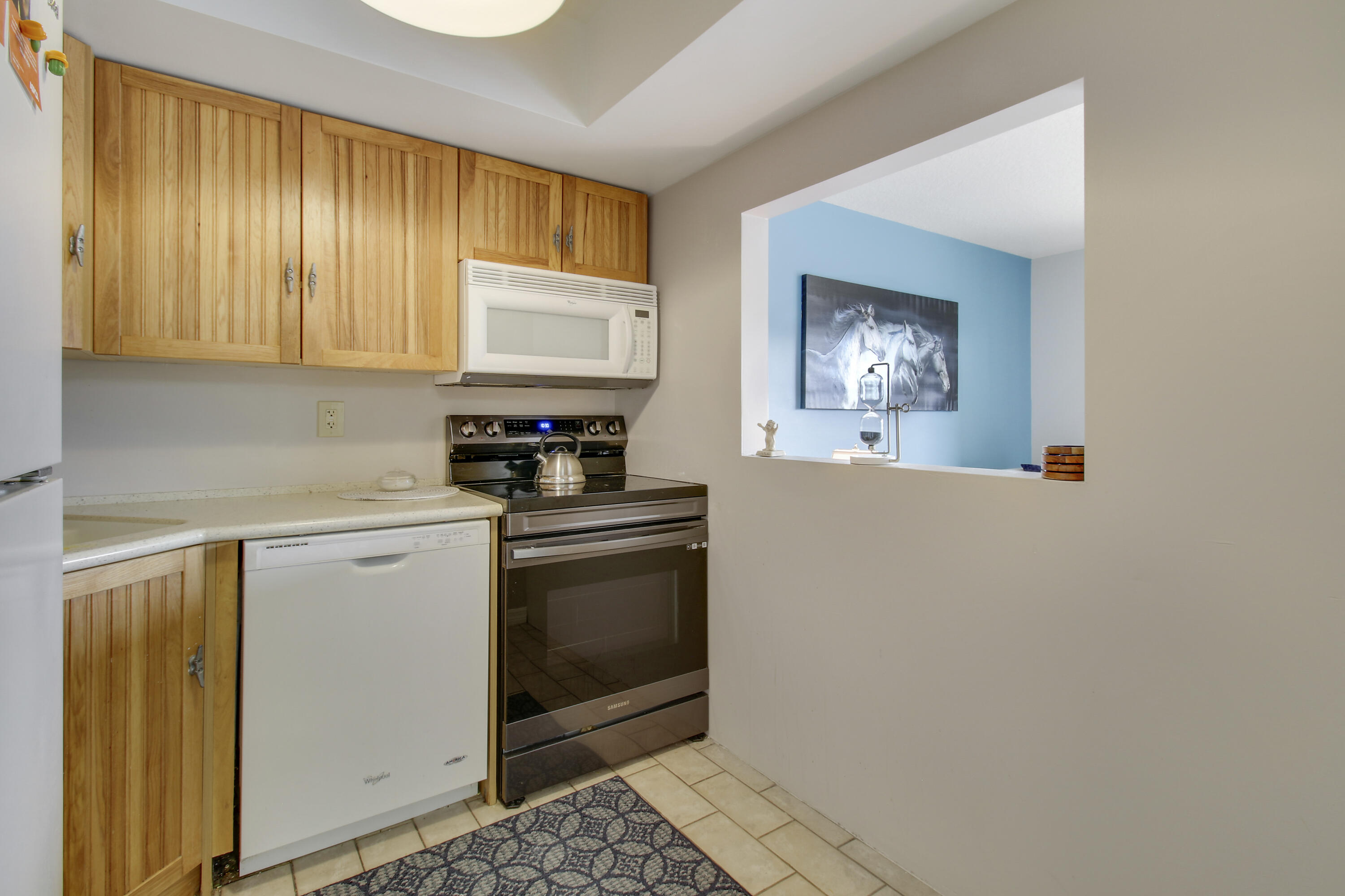 124 Shore Court 204