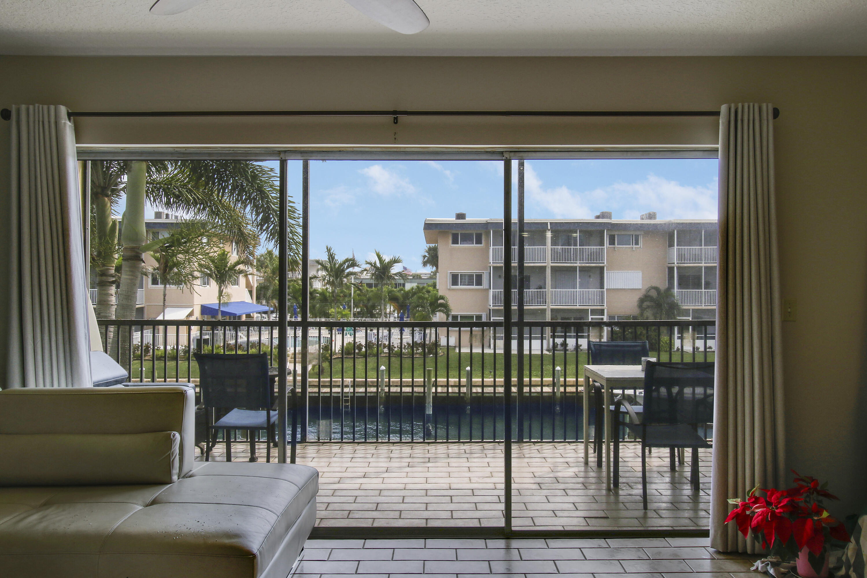 124 Shore Court 204